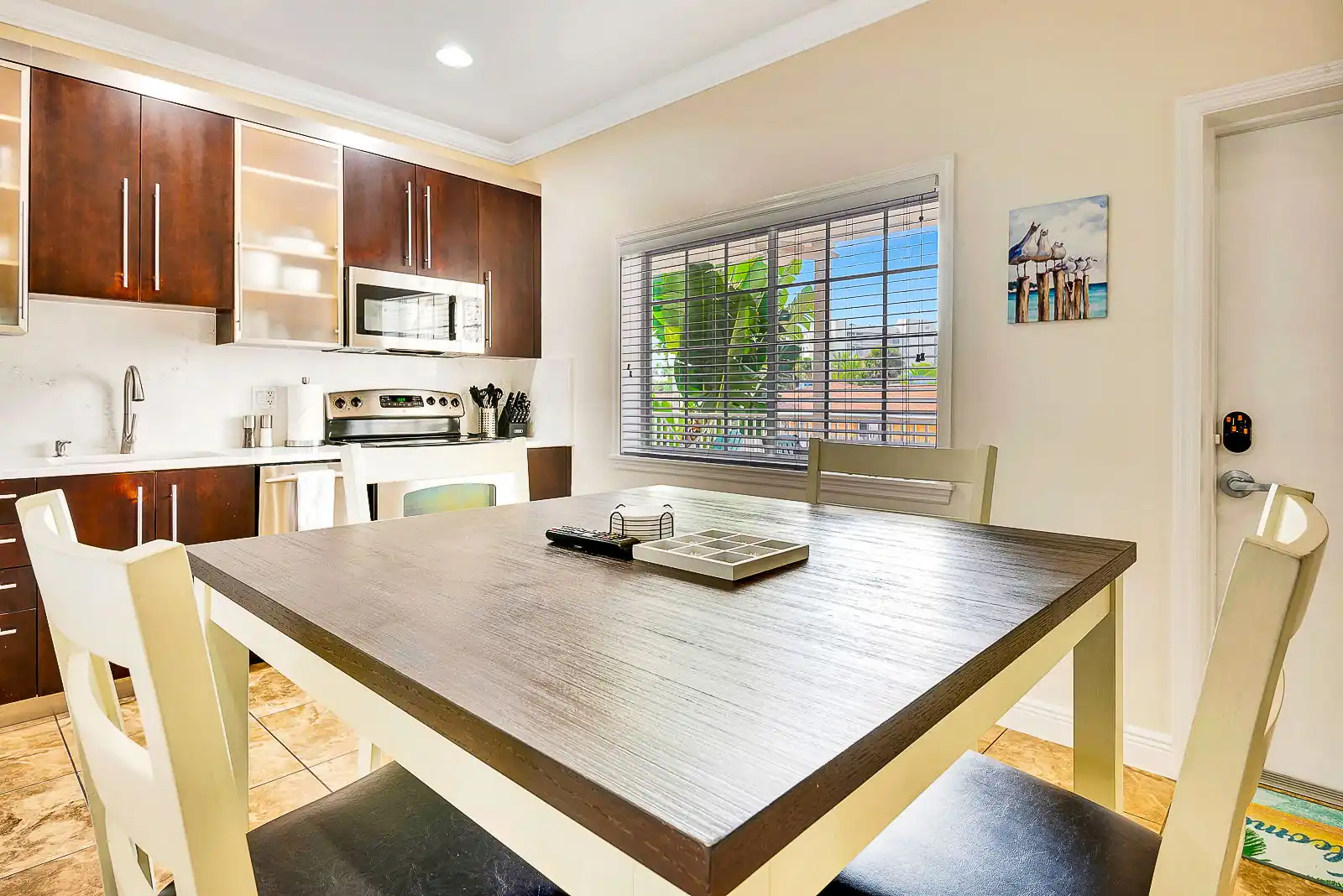 2BR Beach Club – Beach, Heated Pool & Hot Tub