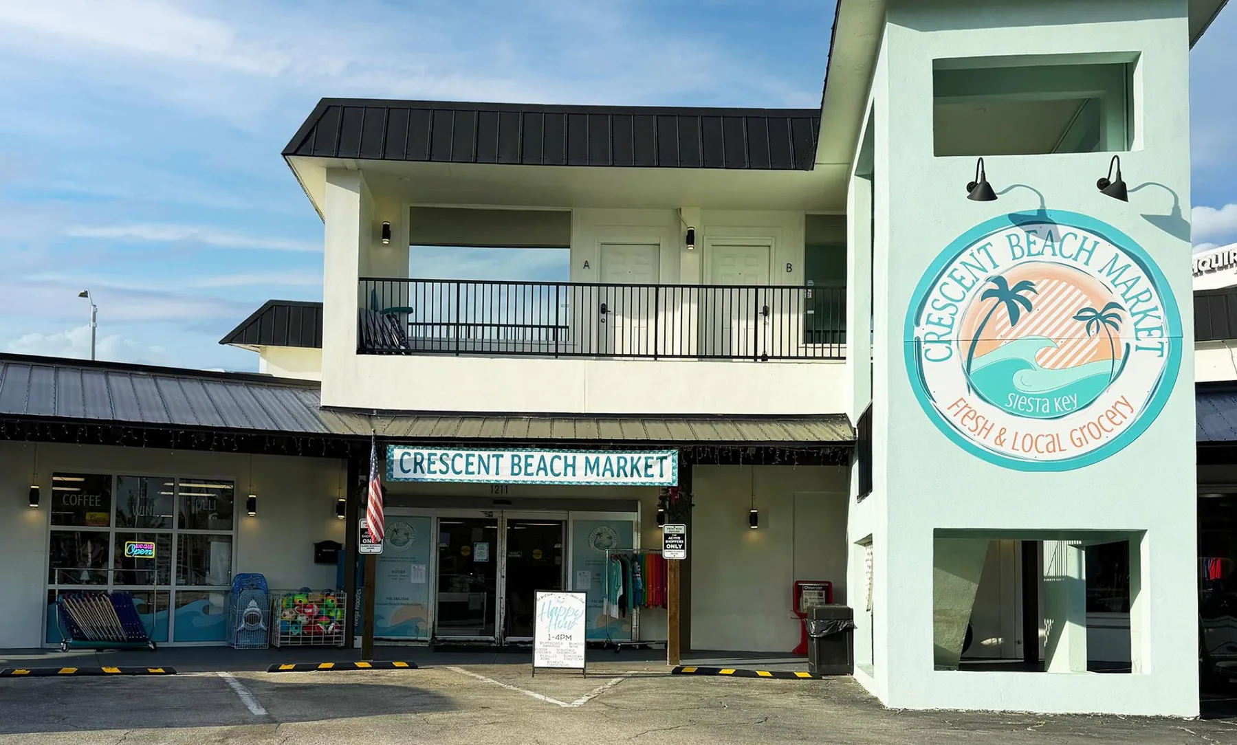 2BR Beach Club – Heated Pool, Hot Tub & Beach
