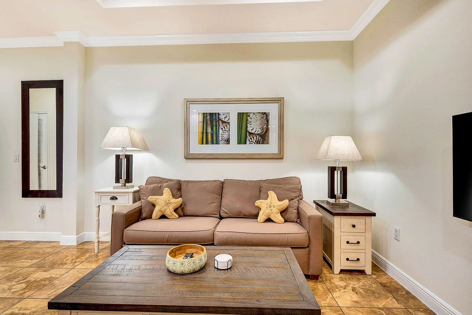 2BR Beach Club – Heated Pool, Hot Tub & Beach