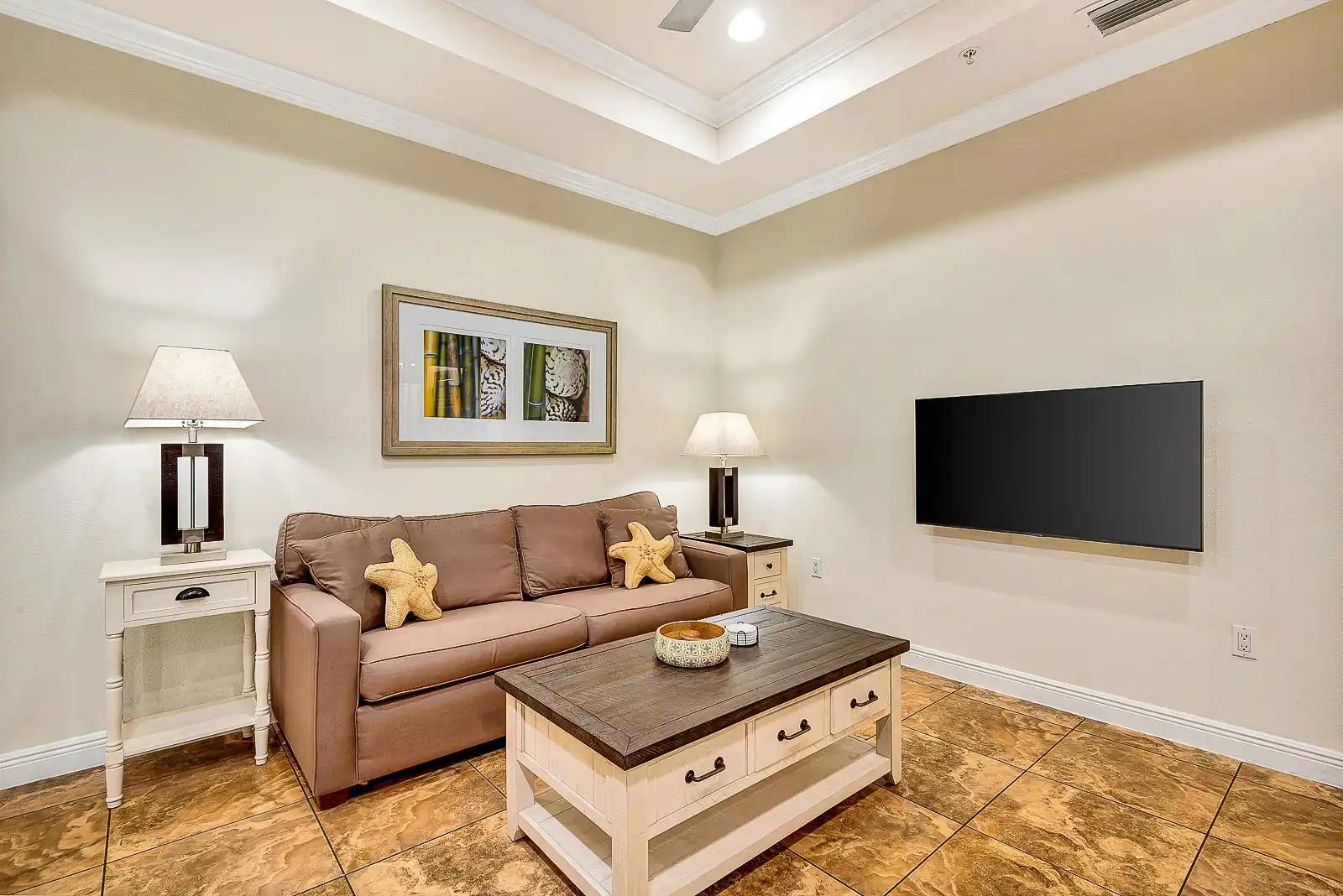 2BR Beach Club – Heated Pool, Hot Tub & Beach