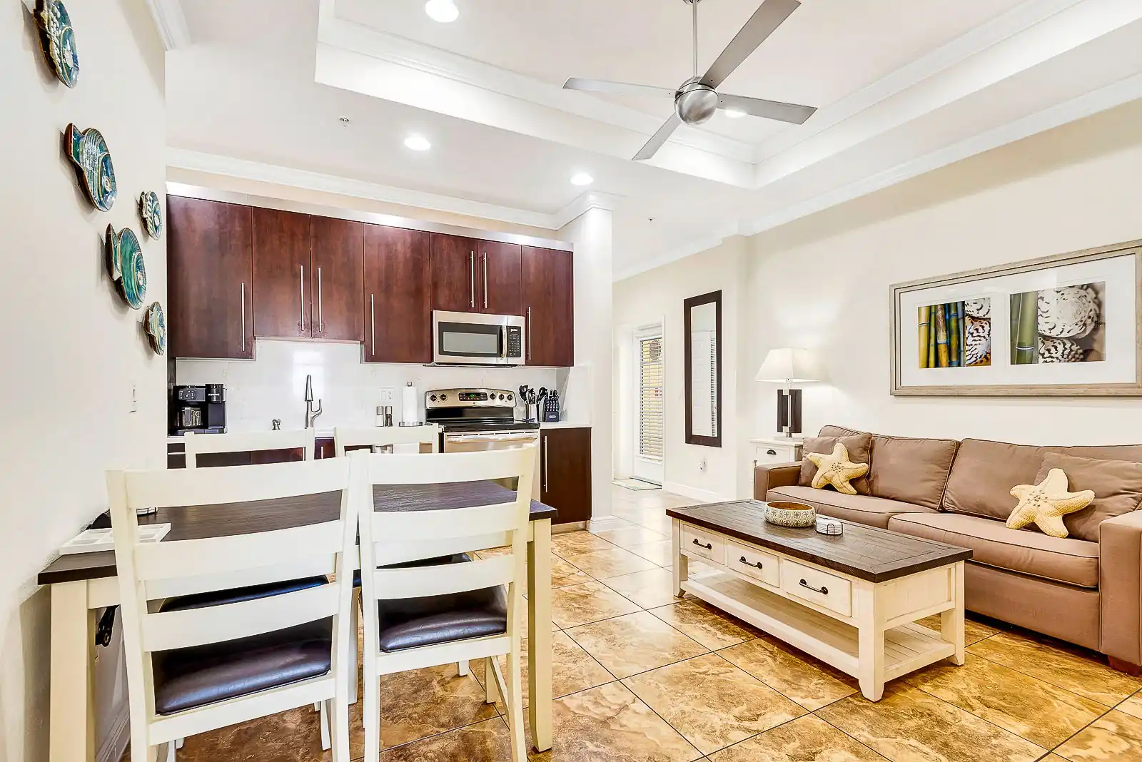 2BR Beach Club – Heated Pool, Hot Tub & Beach