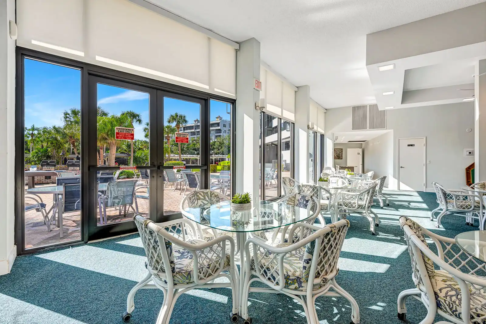 1BR Harbor Towers Condo – Pool, Marina, Gym