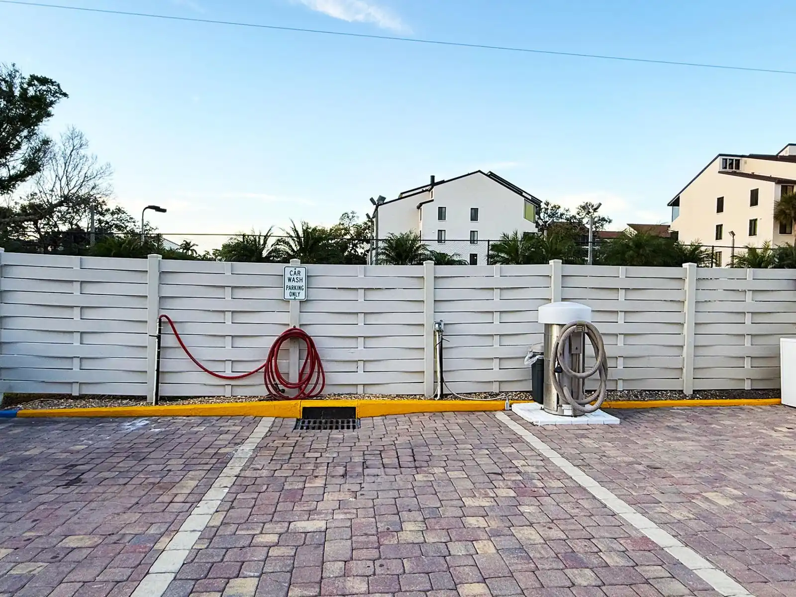 Siesta Harbor 2BR – 55+ Pool, Hot Tub & Beach