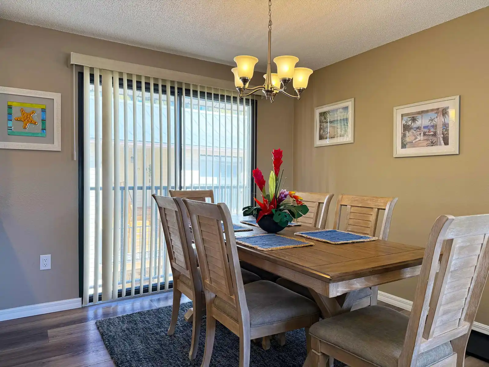 Sunburst Condo - Beach, Bay & Pool