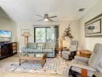 Chillax Island Condo – Beach, Bay & Pool