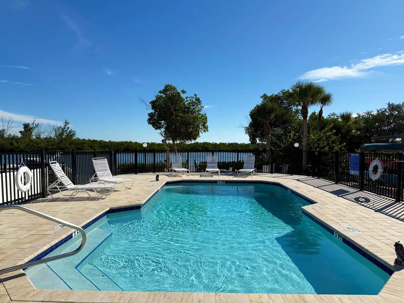 Sea Oats 1BR Condo – Pool, Beach, Boat Slip