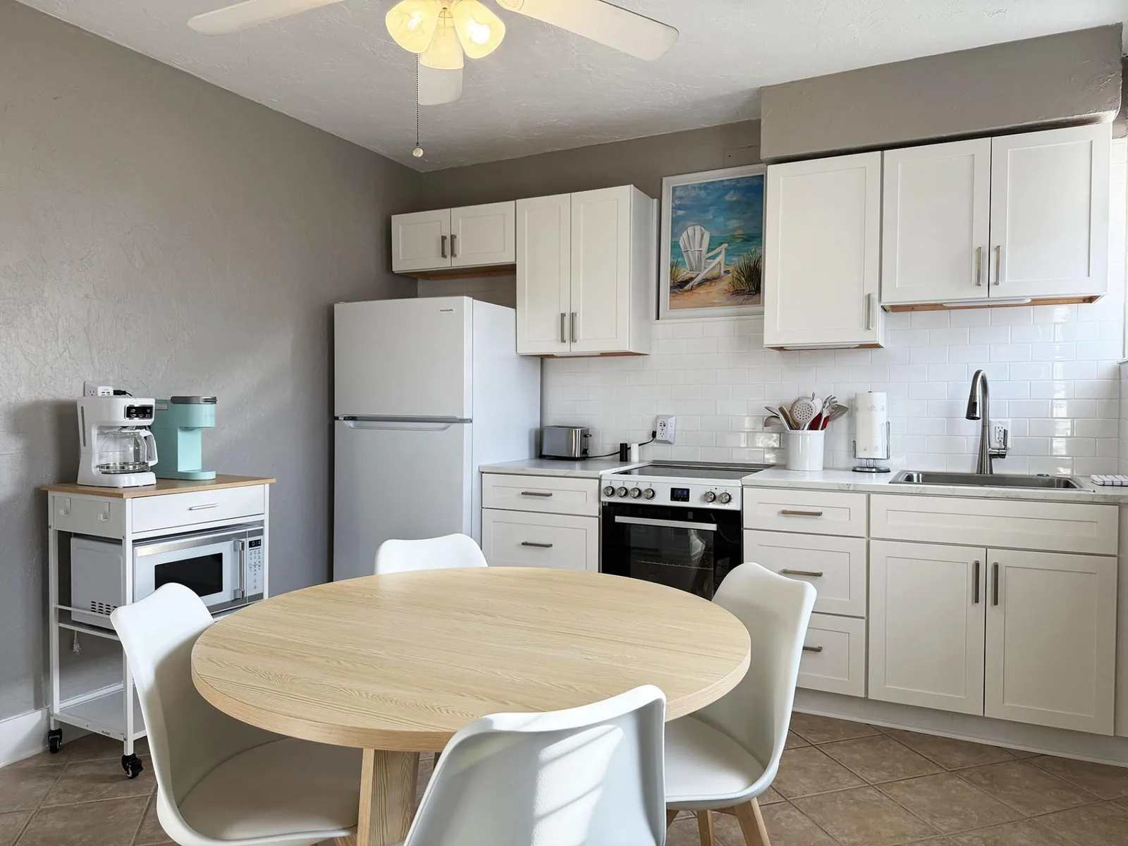 Venice Villas 1BR – Pool & Grill on Golden Beach
