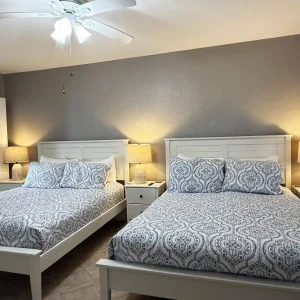 Venice Villas 1BR – Pool & Grill on Golden Beach