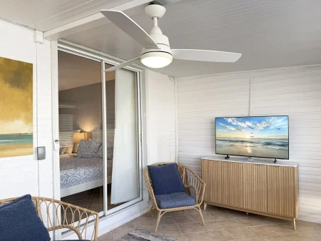 Venice Villas 1BR – Pool & Grill on Golden Beach