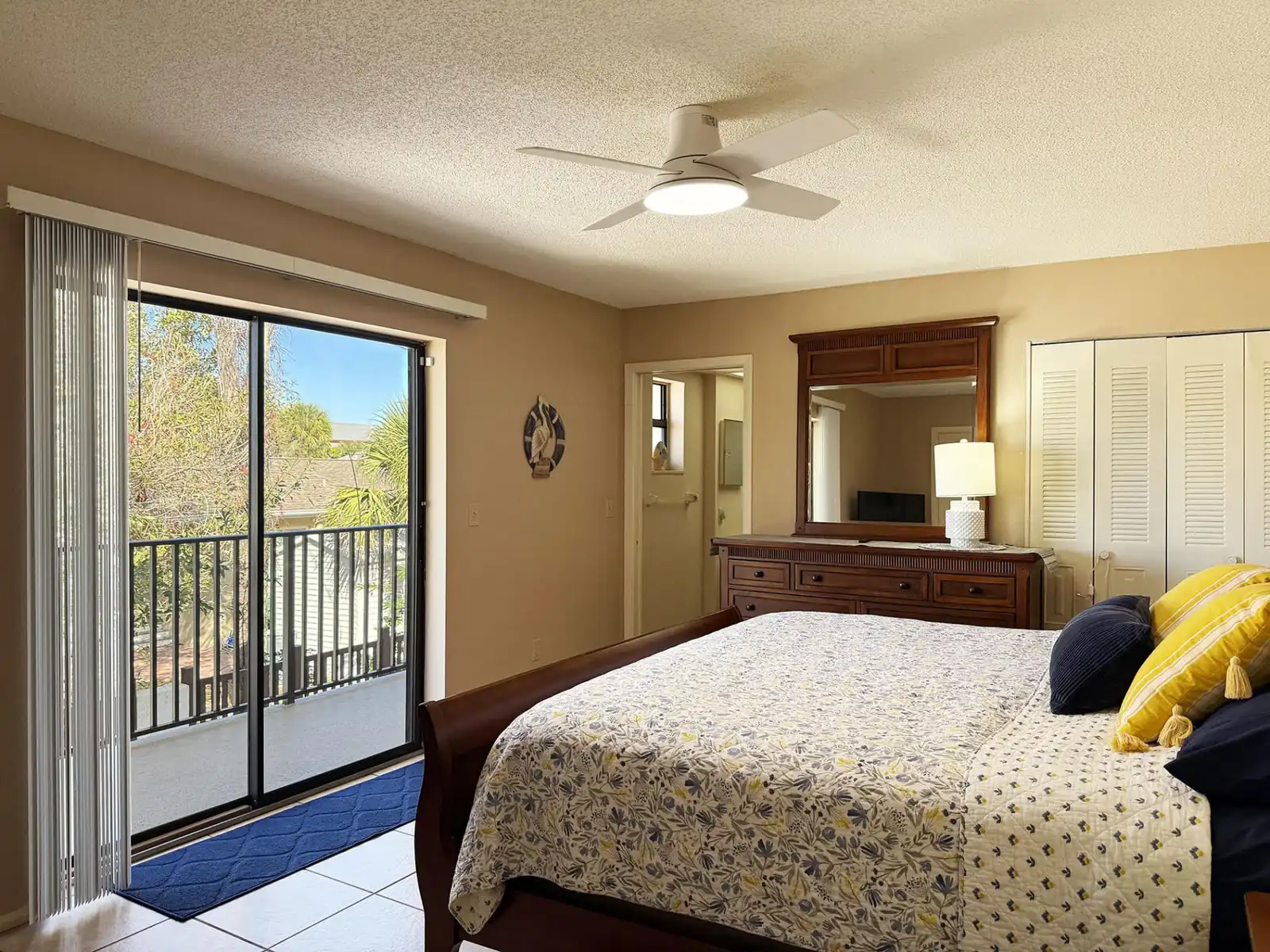 2BR Condo at Fantasy Island – Pool, Beach , Bikes