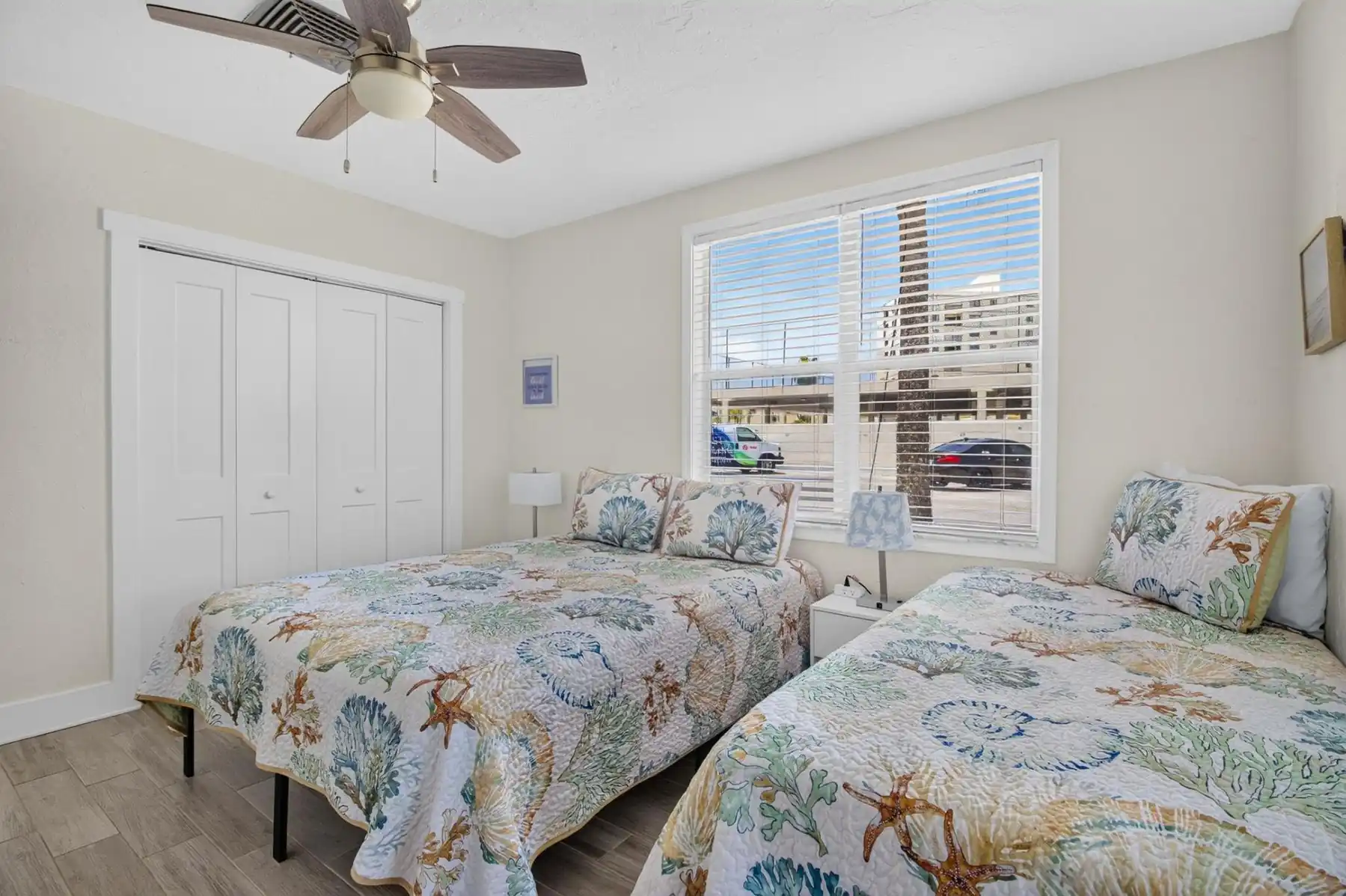 LOCATION!Lovely Venice Villa 2 min walk to beach