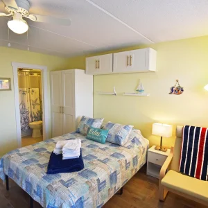 Lovely Venice Beach Studio (2 min. Walk to Beach)