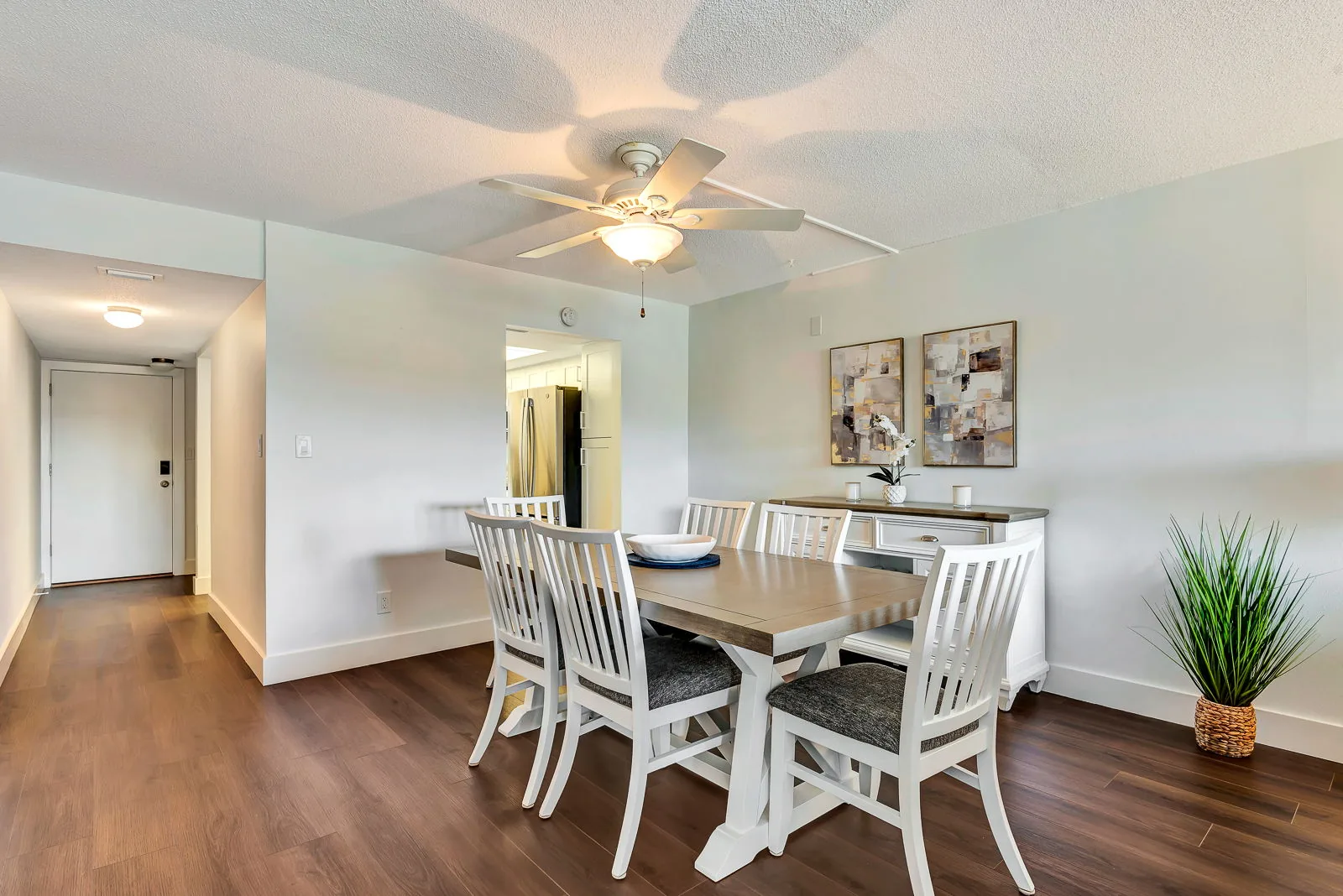 Steps to Siesta Beach – Poolside 2BR Condo