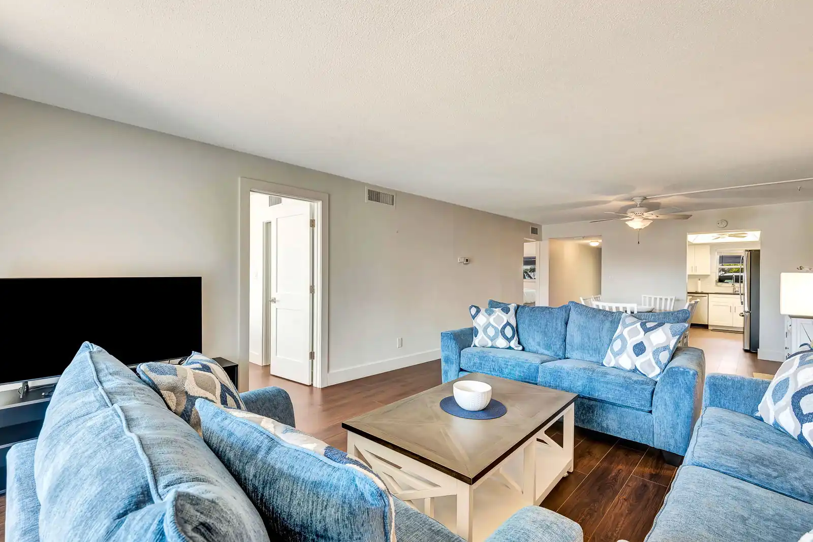 Steps to Siesta Beach – Poolside 2BR Condo