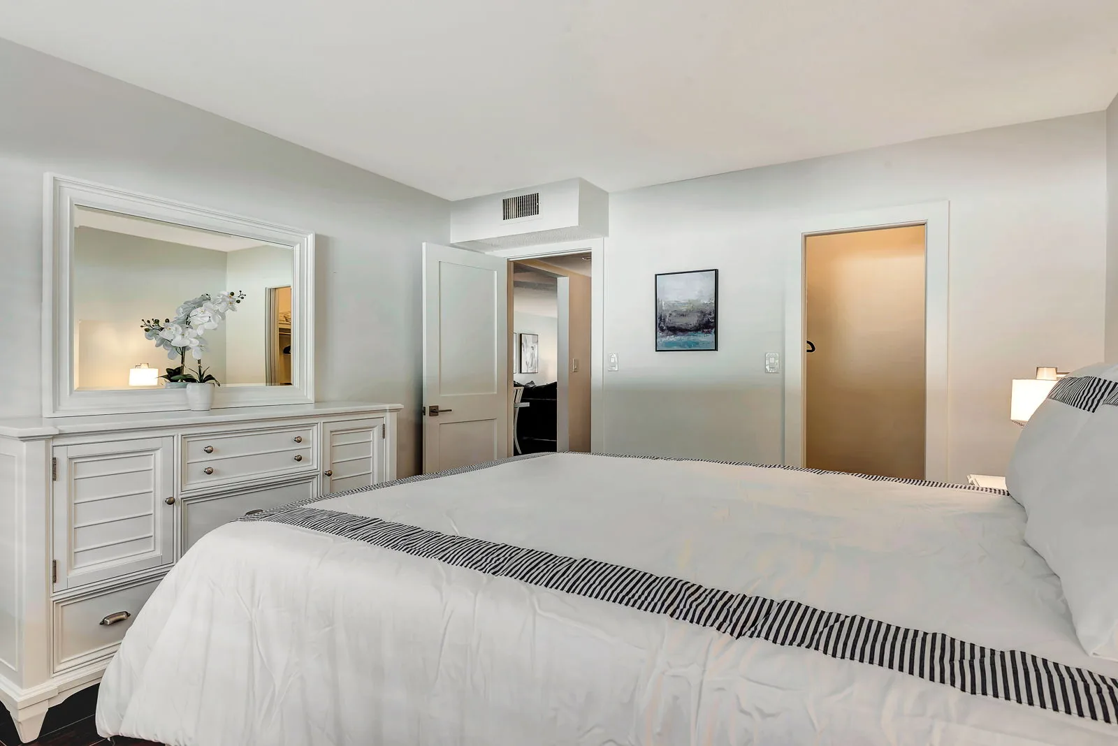 Steps to Siesta Beach – Poolside 2BR Condo