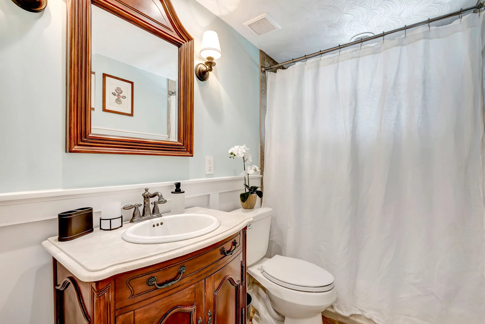 Canal-Front 3BR – Pool, Hot Tub & Boat Access