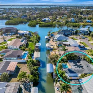 Canal-Front 3BR – Pool, Hot Tub & Boat Access