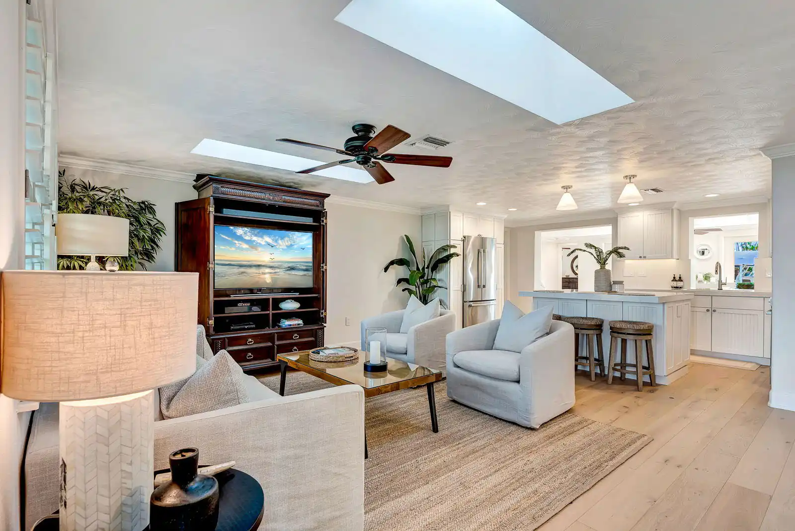 Canal-Front 3BR – Pool, Hot Tub & Boat Access
