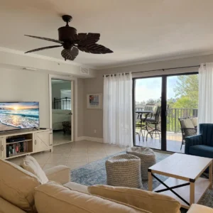 The Palms – 3BR Condo with Balcony & Pool
