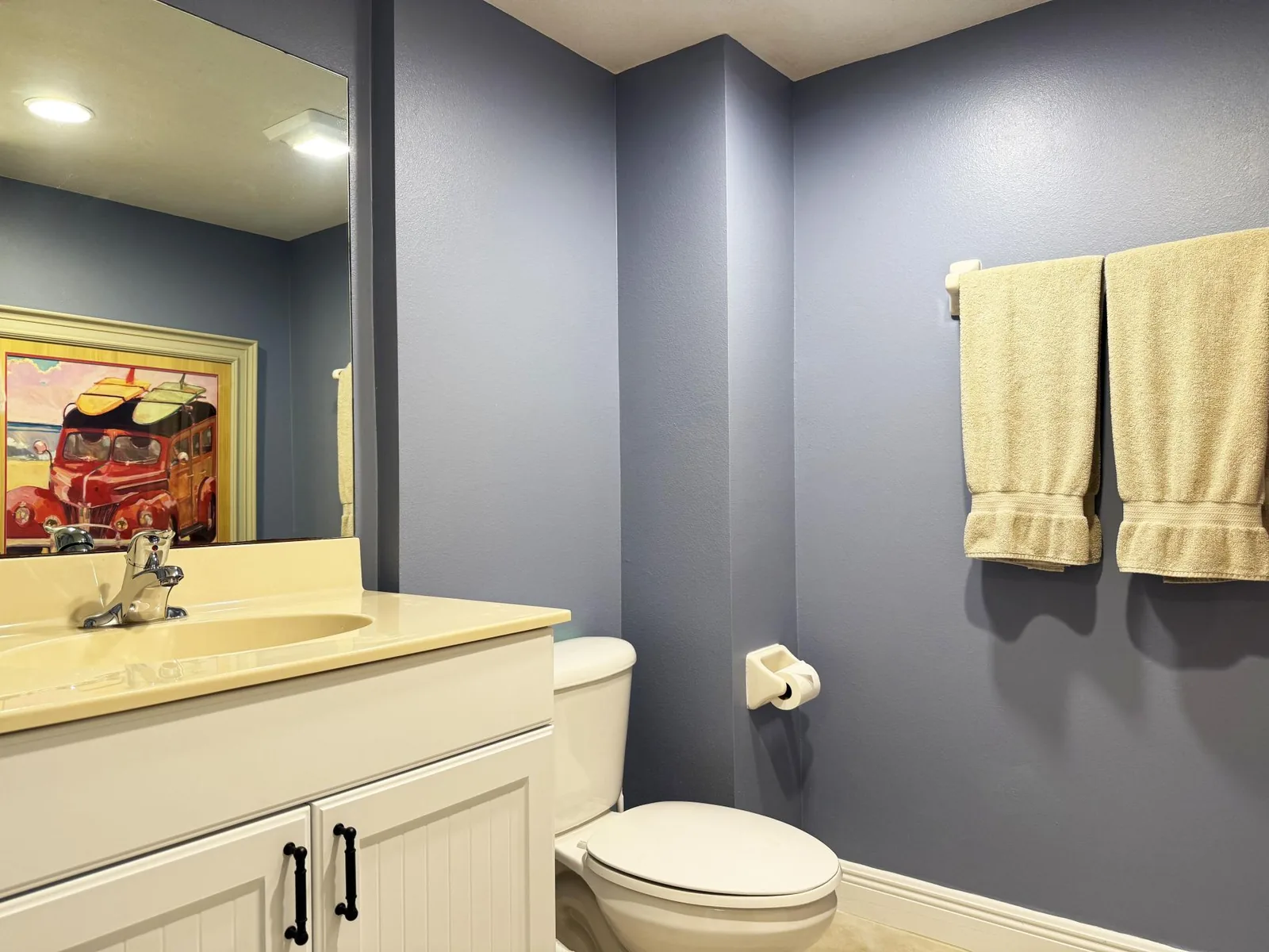 The Palms – 3BR Condo with Balcony & Pool