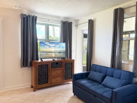 Venice Villas Combo – Sleeps 5 Poolside