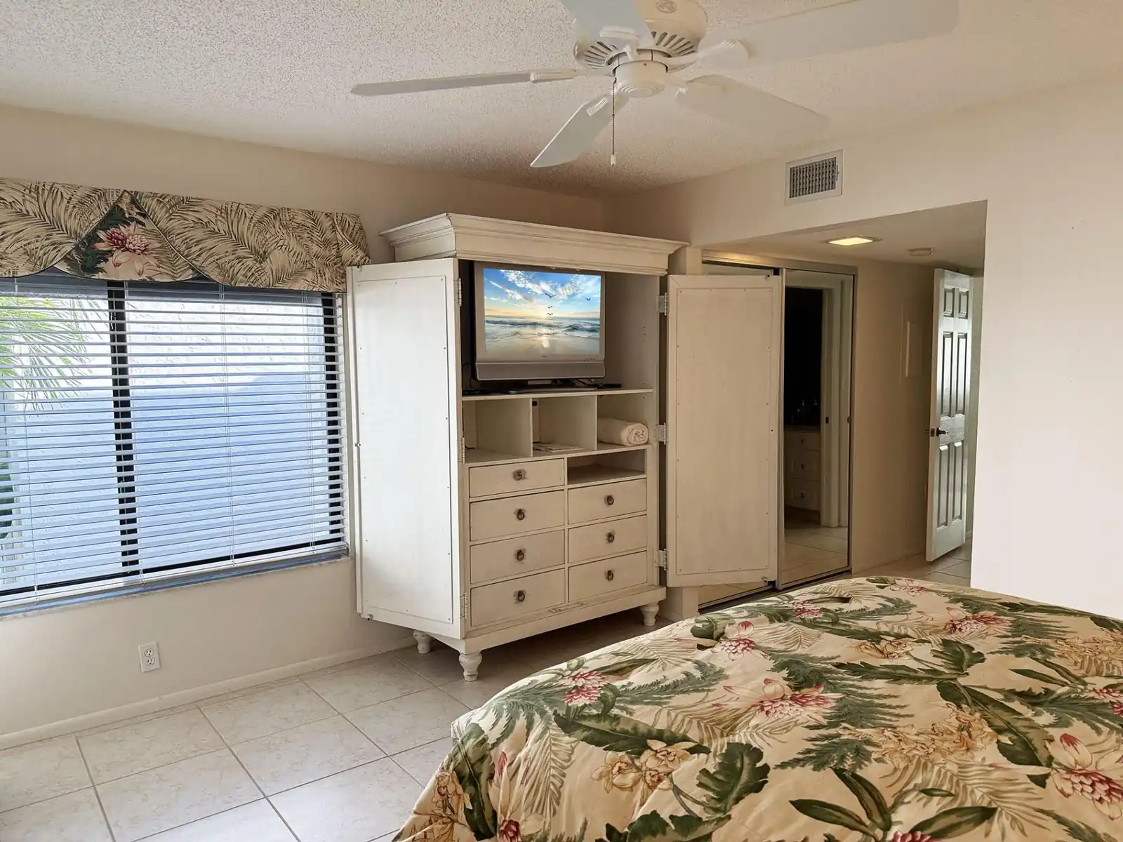 Tamarind Gulf-front 3BR/3BA - Heated Pool