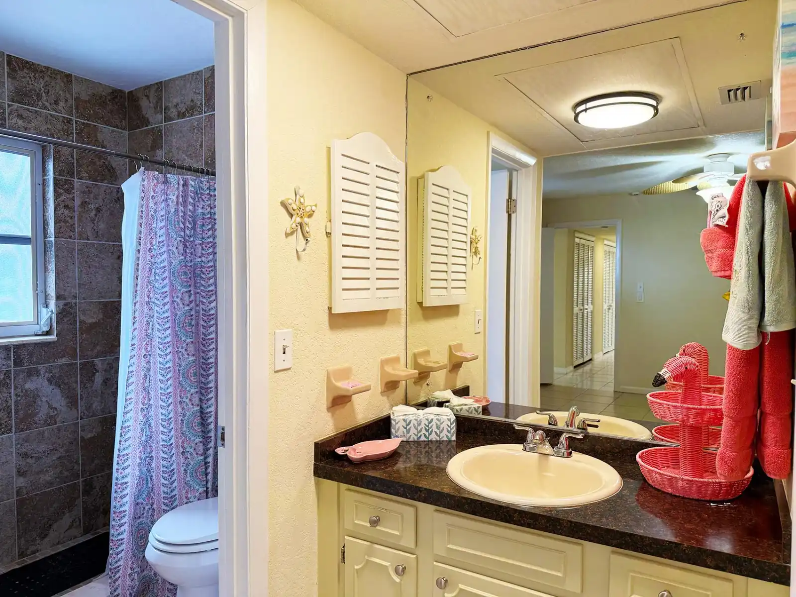 Sunny Pool Villa – Golf, Beach & Relaxation