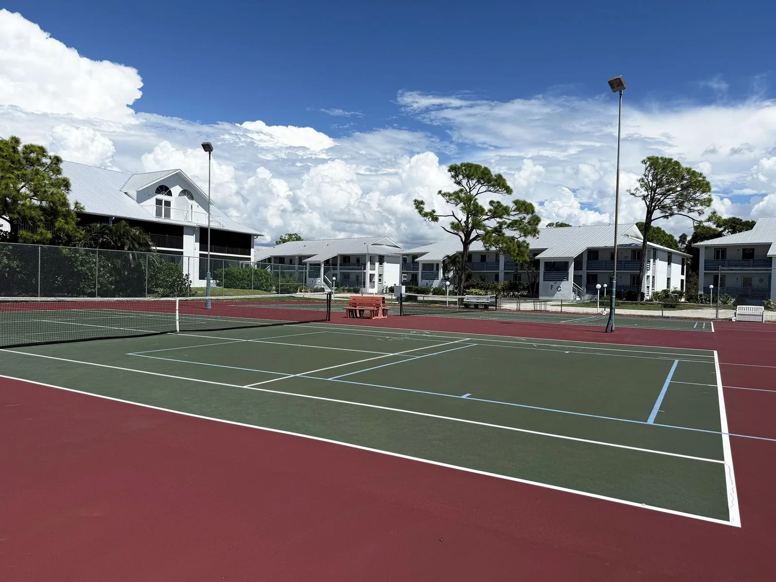 2BR Fiddler’s Green – Pool, Tennis & Shuffleboard