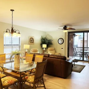 Stylish Gulf Condo - Walk to Beach, Pool & Dining