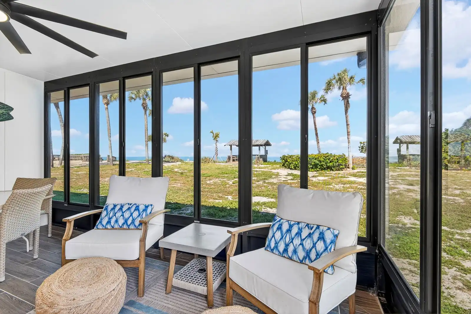 Direct Gulf Front – Venice Villas Coastal Chic