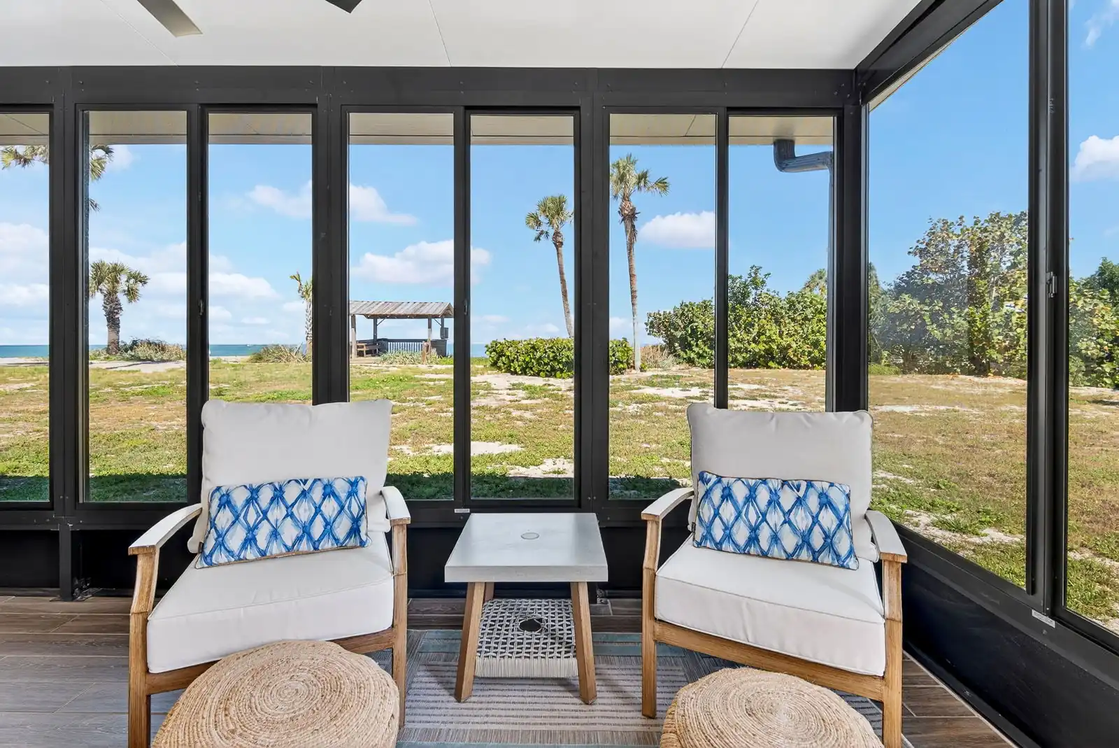 Direct Gulf Front – Venice Villas Coastal Chic
