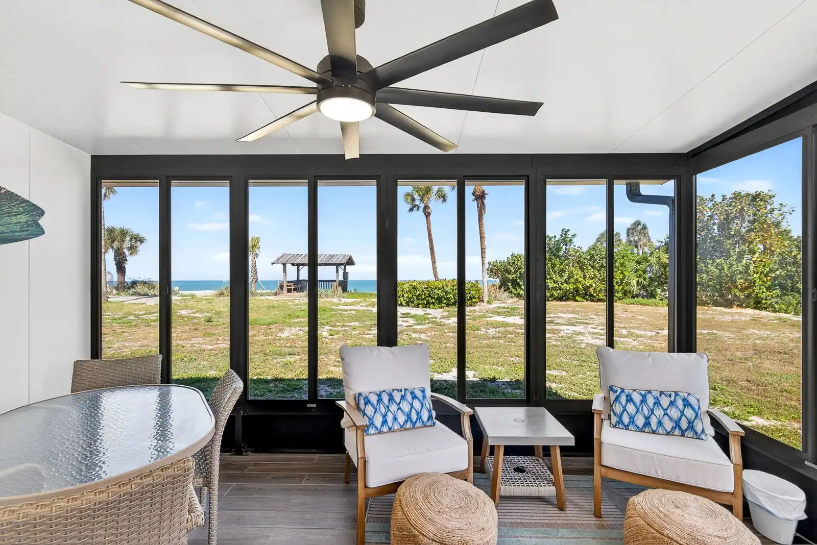 Direct Gulf Front – Venice Villas Coastal Chic