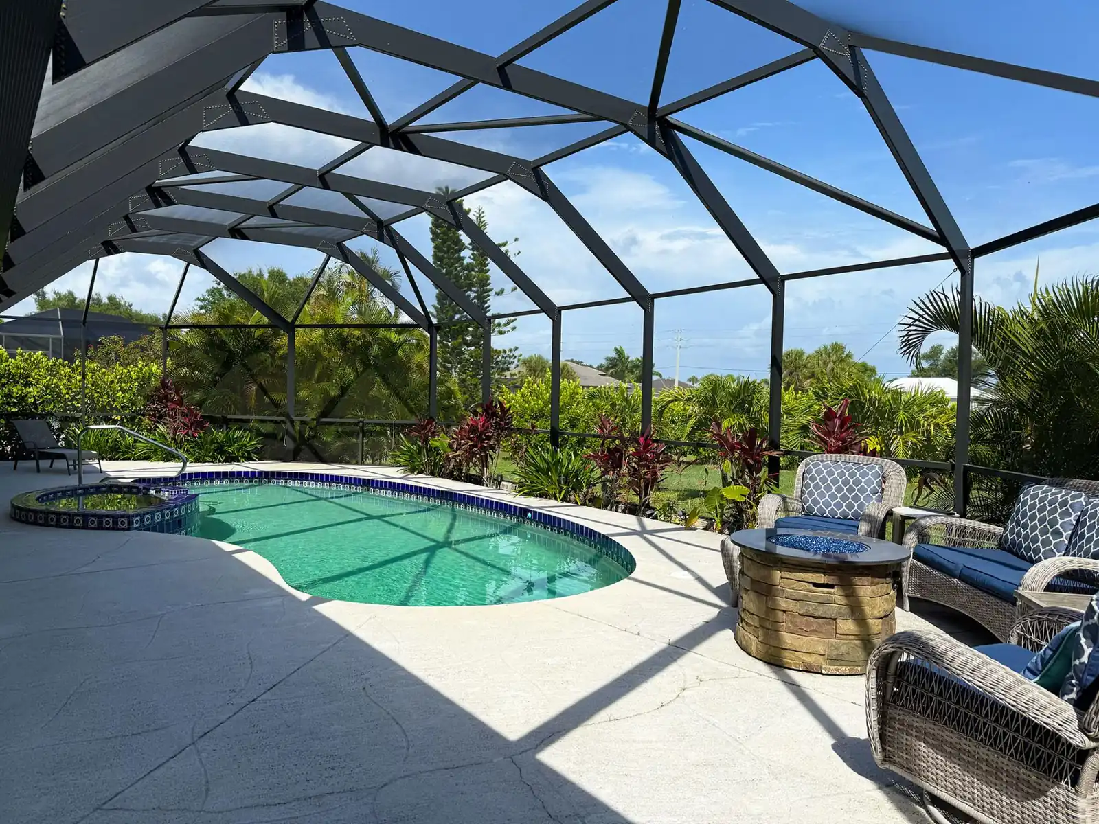 Golf Retreat - Pool, Spa & Fire Pit