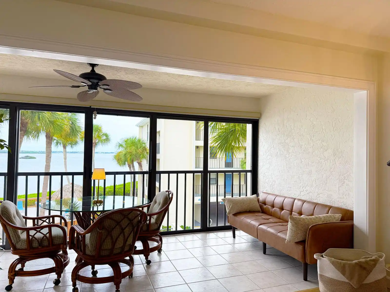 Sandpiper Key 2BR Bay Views & Heated Pools