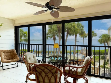 Sandpiper Key 2BR Bay Views & Heated Pools