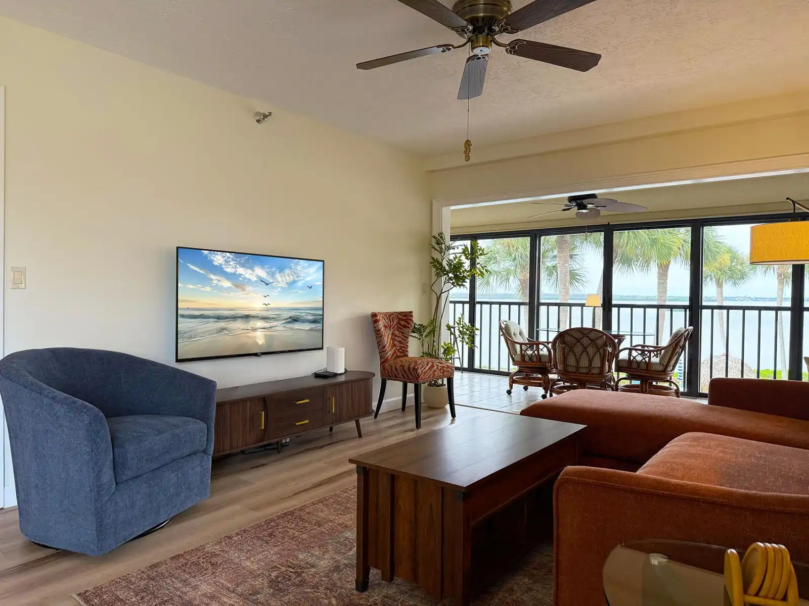 Sandpiper Key 2BR Bay Views & Heated Pools