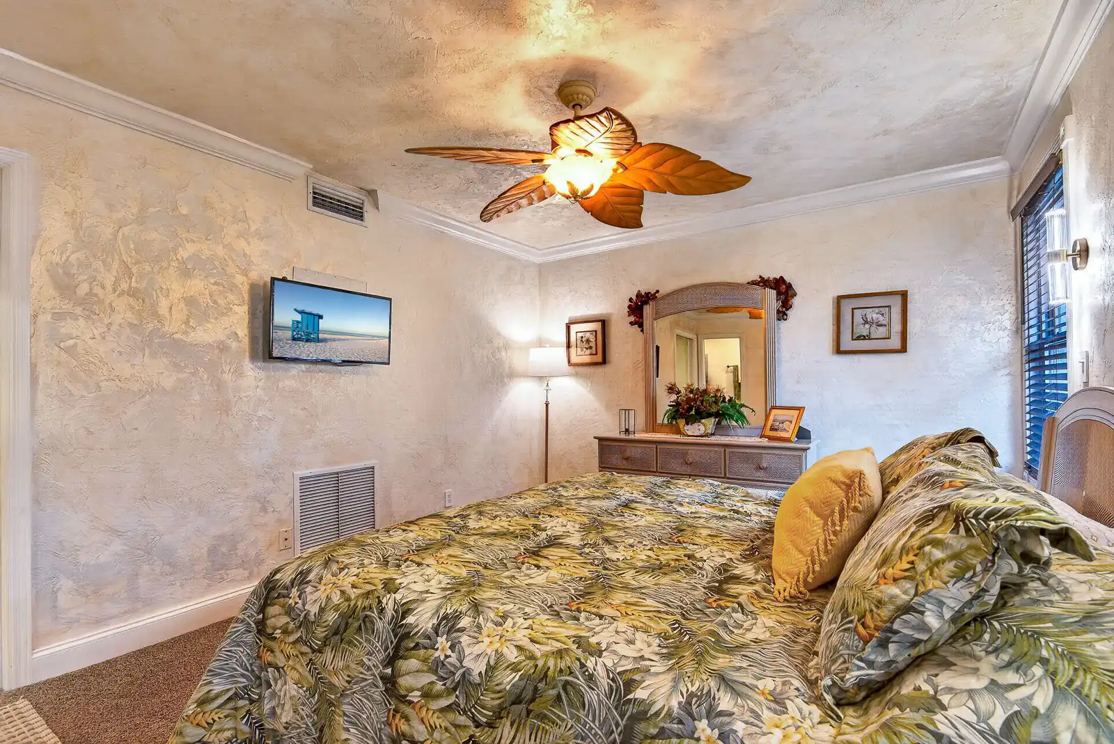 2 BR Peppertree Bay Beach, Pools & Tennis