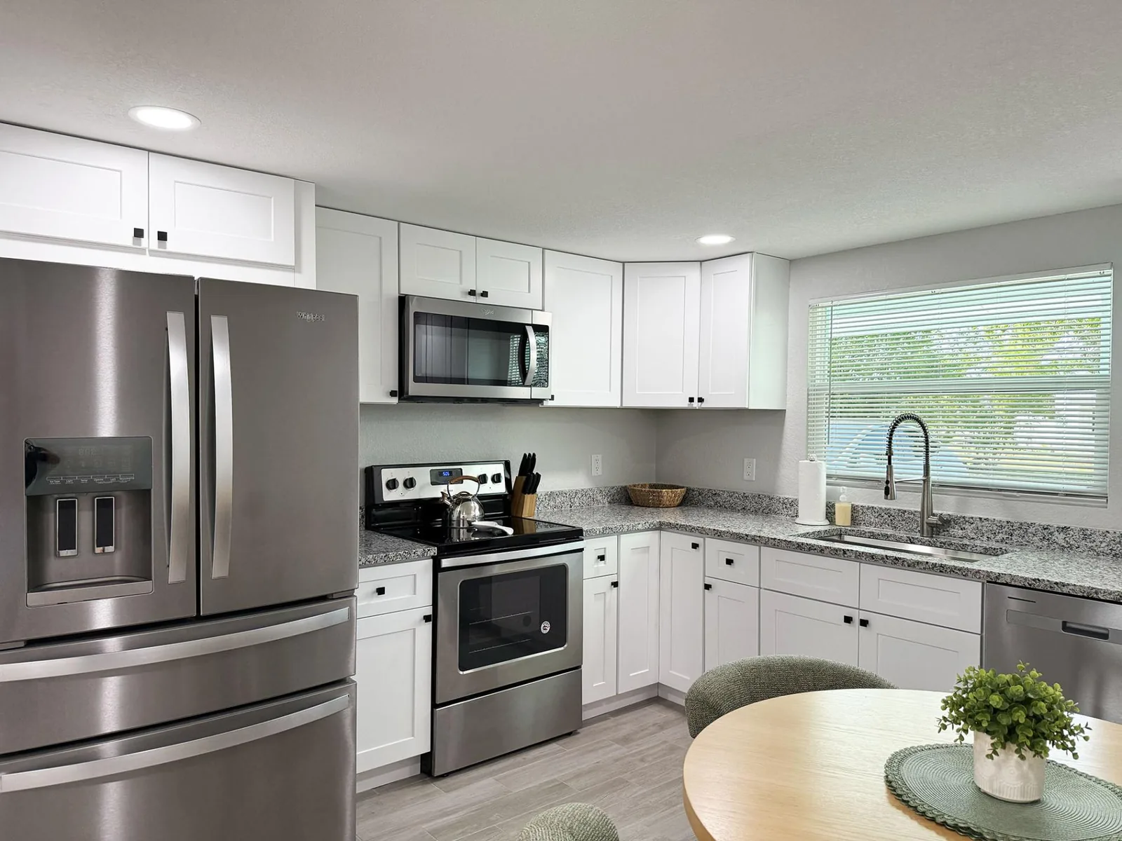 4BR Beach & Boating Escape - Sleeps 10