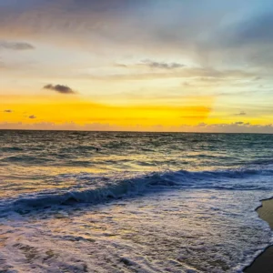 4BR Beach & Boating Escape - Sleeps 10