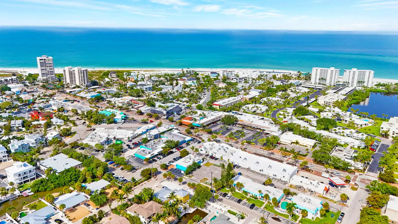 Peaceful Grand Canal Retreat on Siesta Key