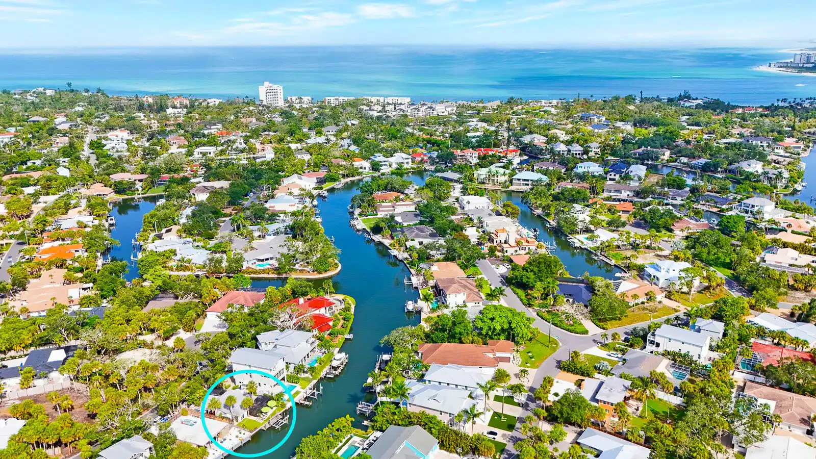 Peaceful Grand Canal Retreat on Siesta Key