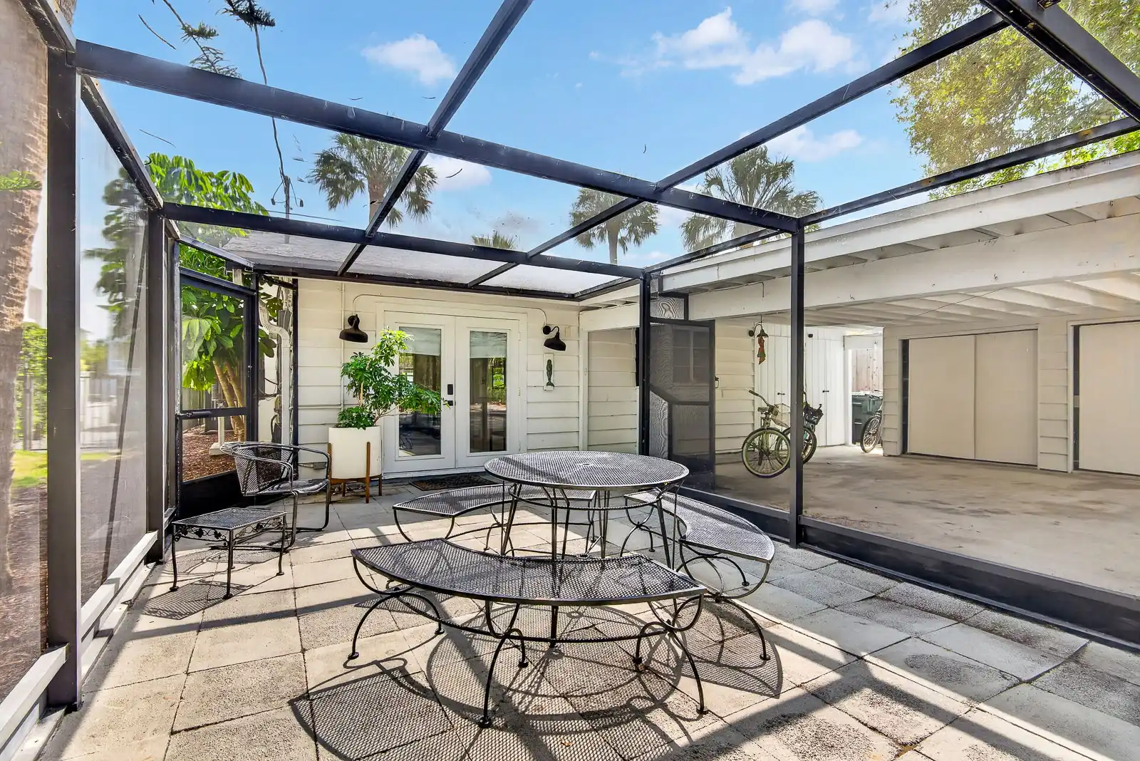 Peaceful Grand Canal Retreat on Siesta Key