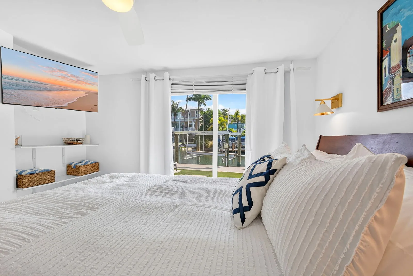 Peaceful Grand Canal Retreat on Siesta Key