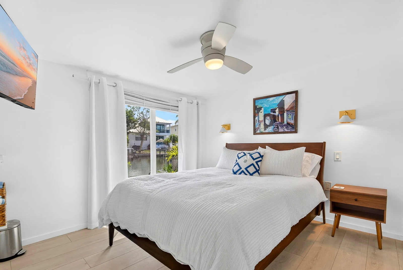 Peaceful Grand Canal Retreat on Siesta Key
