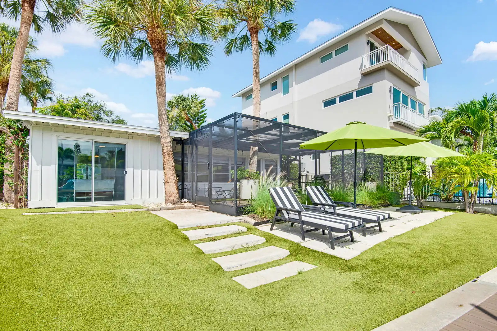Peaceful Grand Canal Retreat on Siesta Key