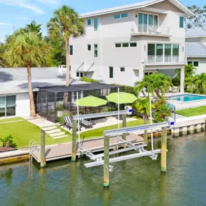 Peaceful Grand Canal Retreat on Siesta Key