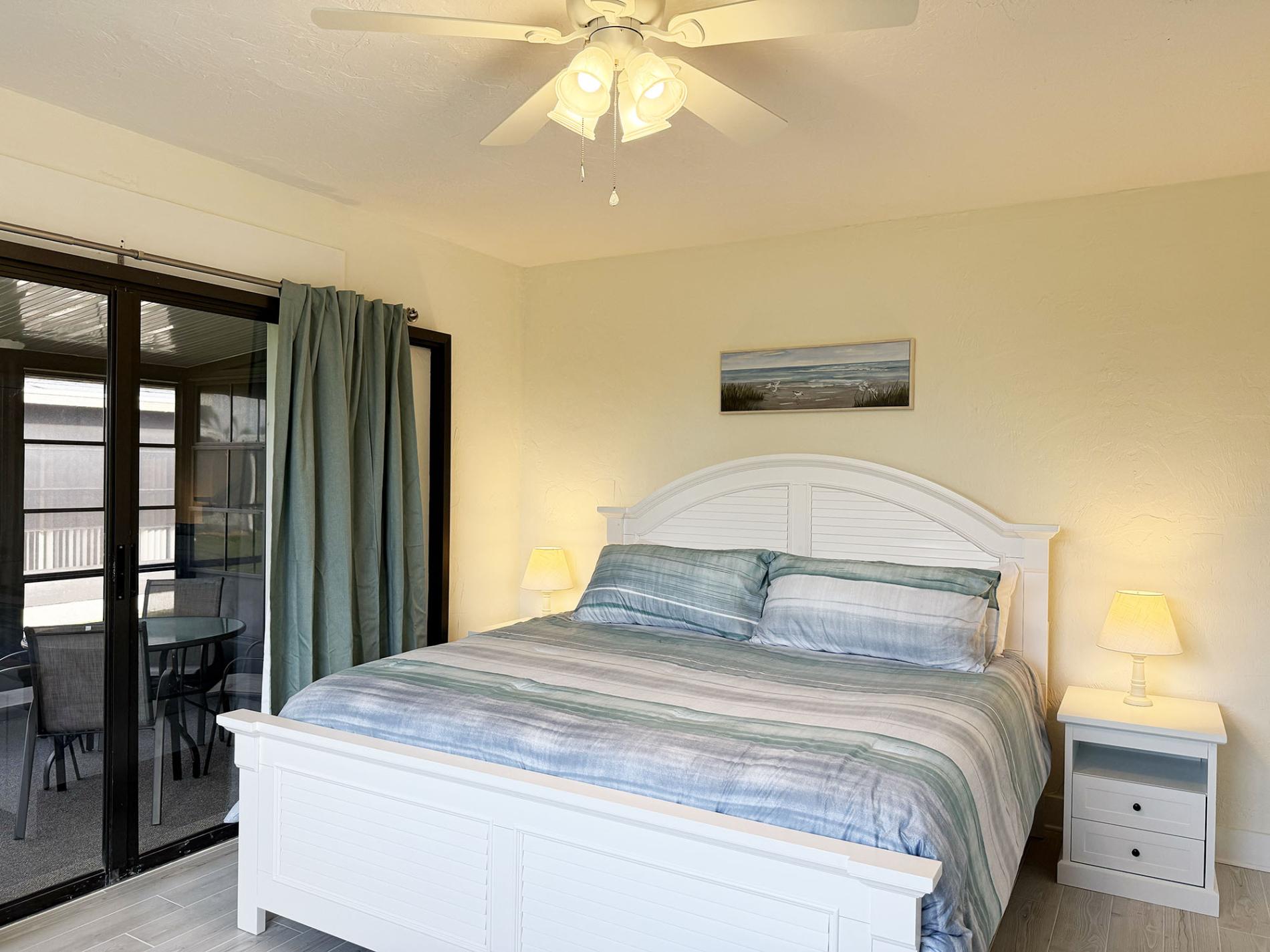 Venice Villas Corner 1BR – Steps to Beach