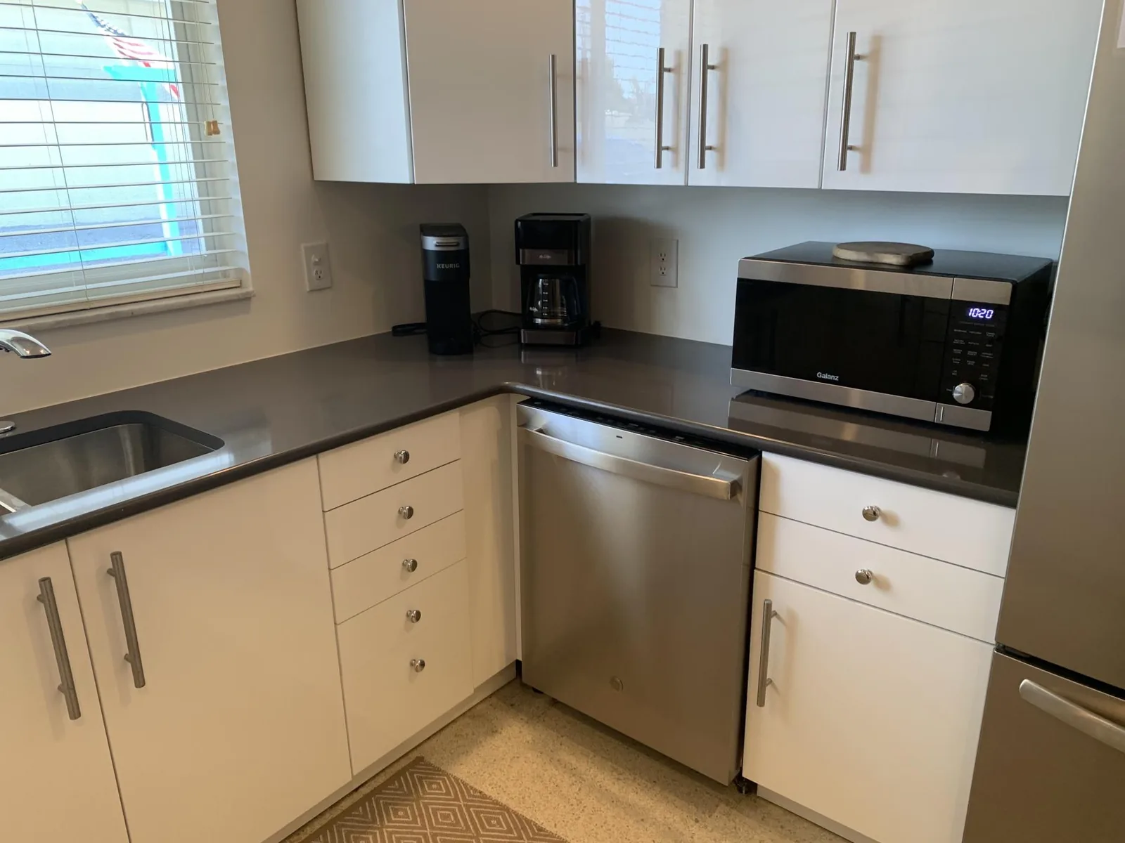 Bunk Up by the Beach – 3BR Just Steps to Beach