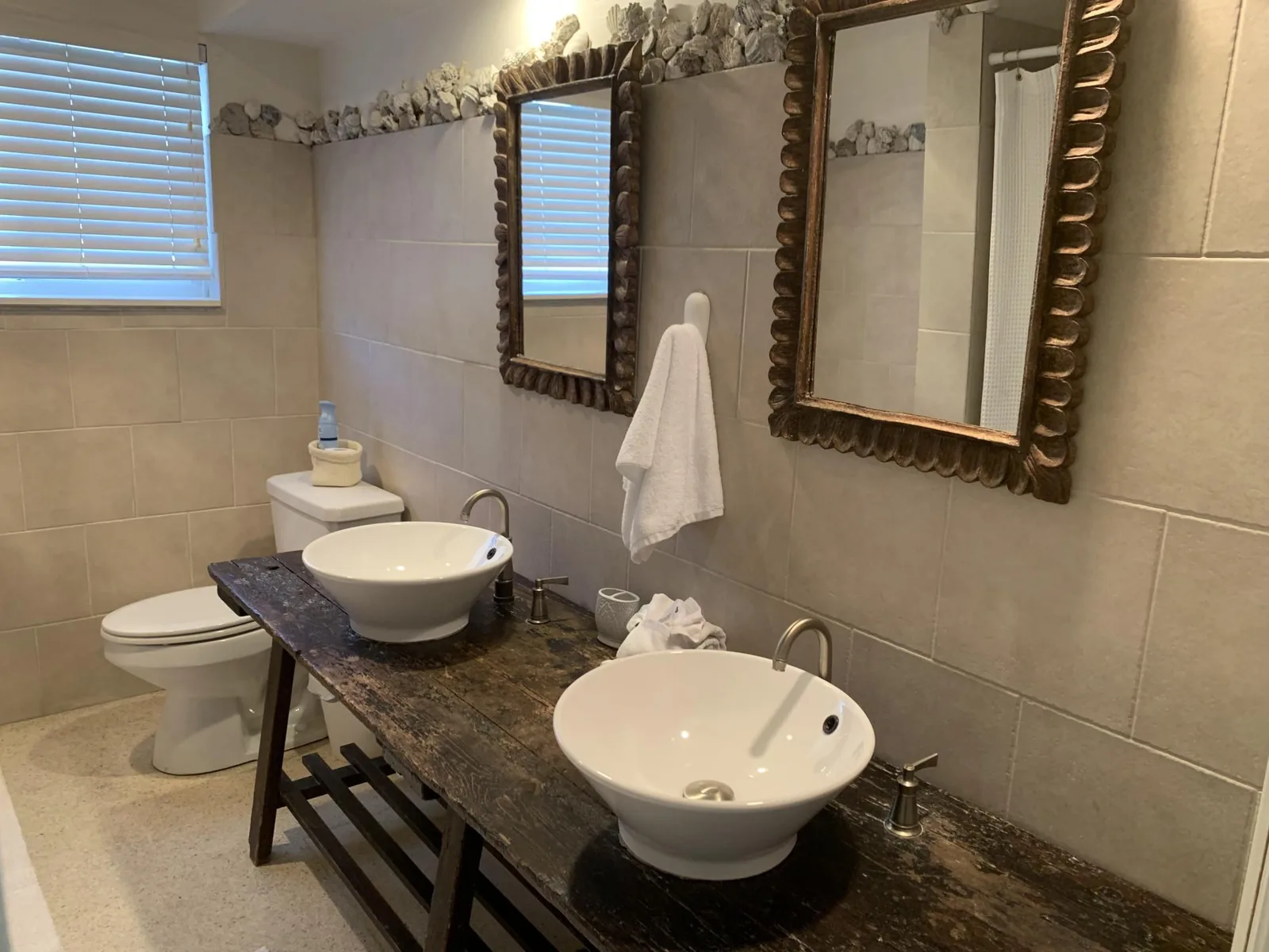 Bunk Up by the Beach – 3BR Just Steps to Beach