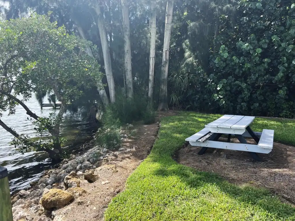 Lemon Bayview Villa - Heated Pool - Tennis - Dock